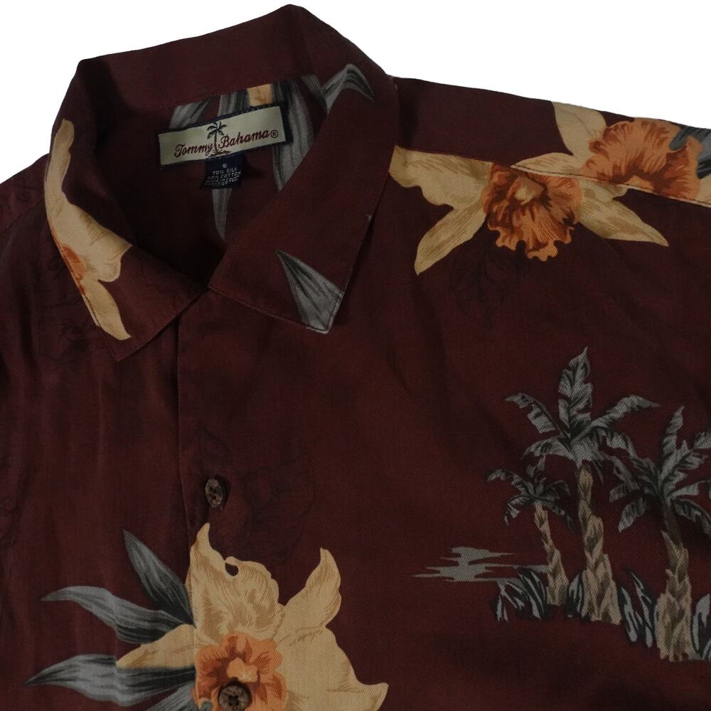 Tommy Bahama Silk Floral Palm Hawaiian Button Up Maroon Camp Shirt Men's Small